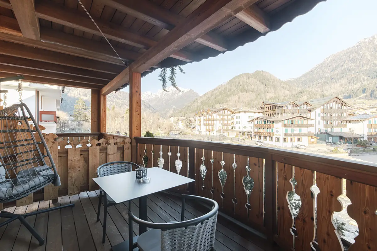 hotel-astoria-camera-balcone