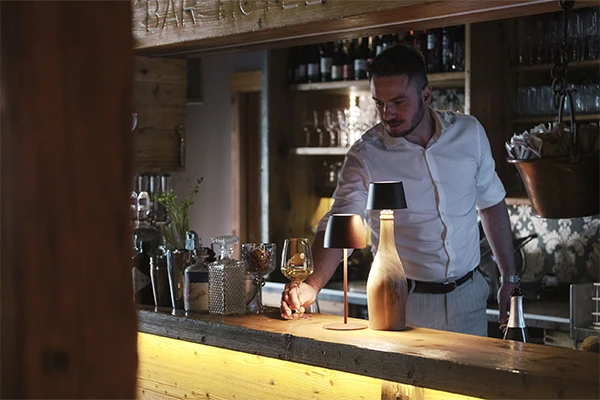 Wine bar